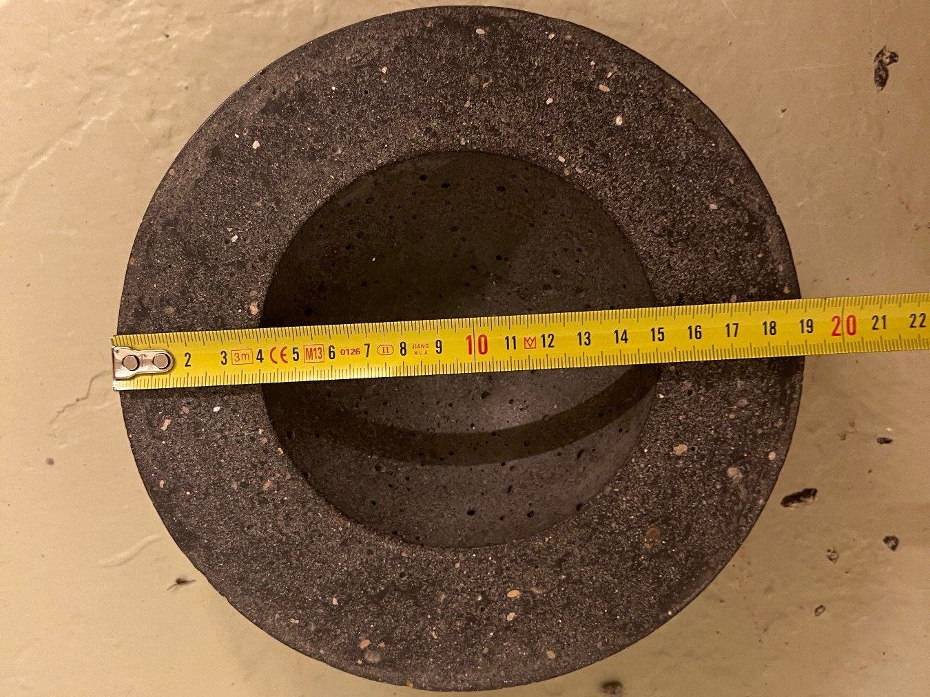 Schalen: Beton Schlüsselschale – Gebraucht aus Basel von qua_2s2c 2