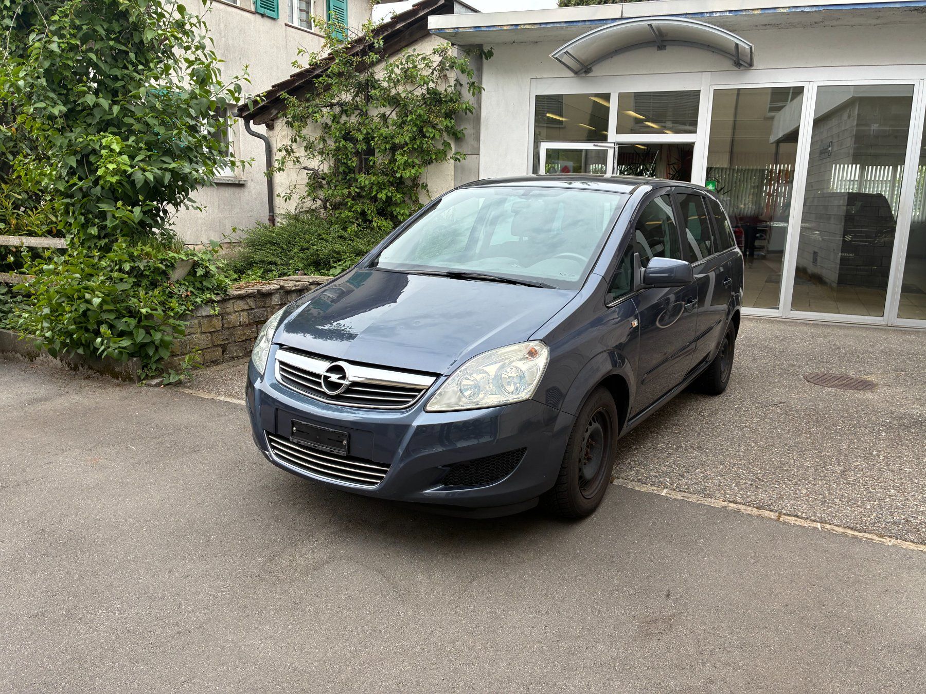 Opel Automobili: Opel Zafira /-Plätzer – Usato da Matten b. Interl venduto da Hardergarage