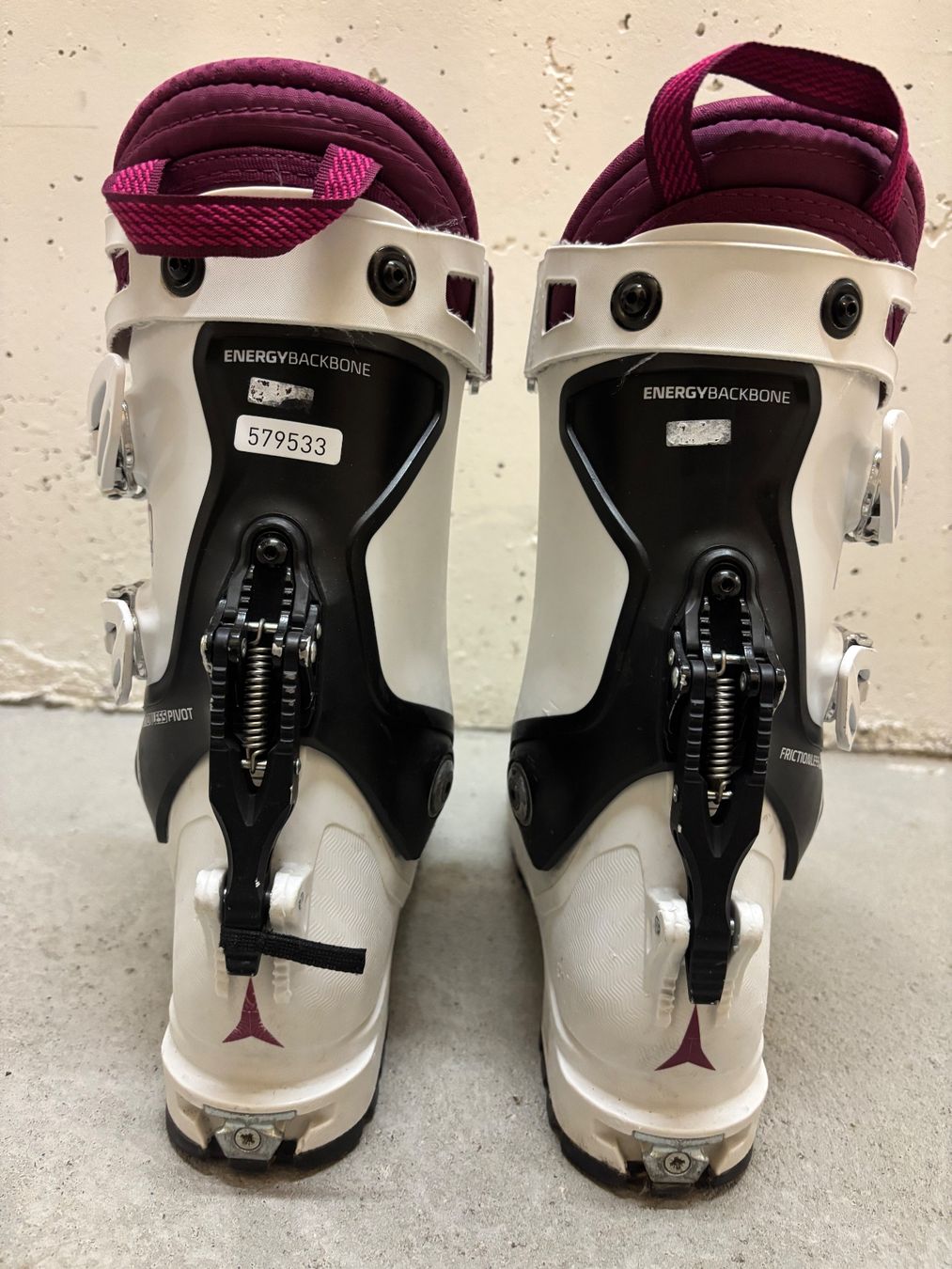 Atomic Scarpe da donna: Atomic Hawk 110 UltraXTD Skitourenschuh 24.5 – Usato da Chur venduto da eli_9xkz 2