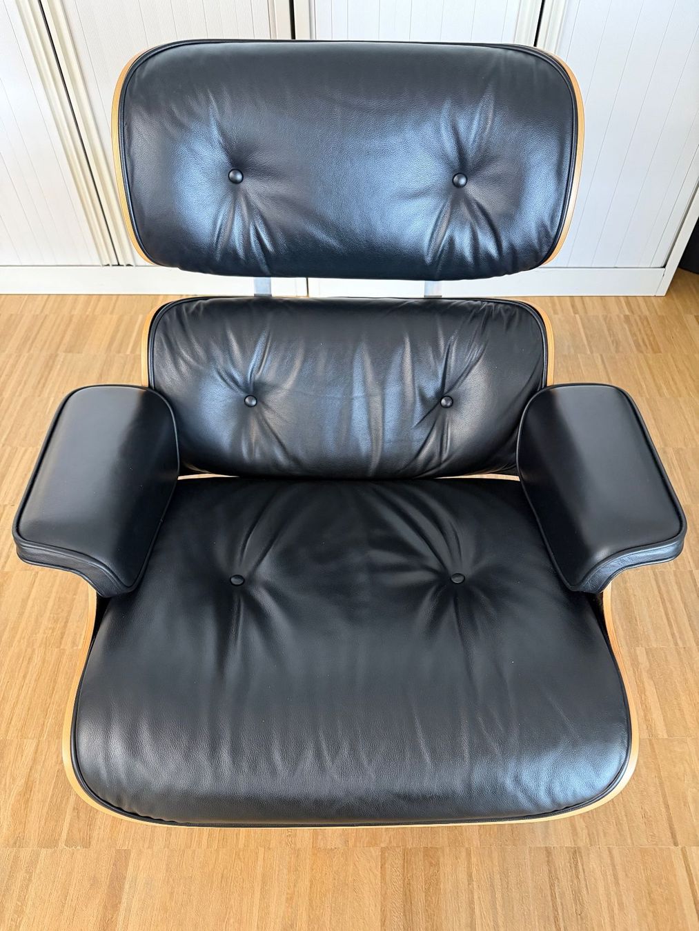 Eames Fauteuils: Vitra Eames Lounge Chair & Ottomann (original) – D'occasion à Meilen par lucy1230 1