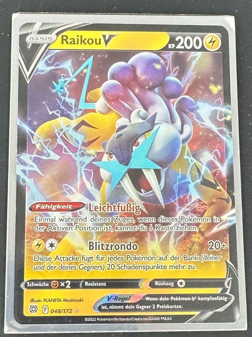 Pokémon Carte collezionabili: Raikou V 048/172 Deutsch Pokémon – Nuovo (secondo la descrizione) da Dübendorf venduto da TrimTrend