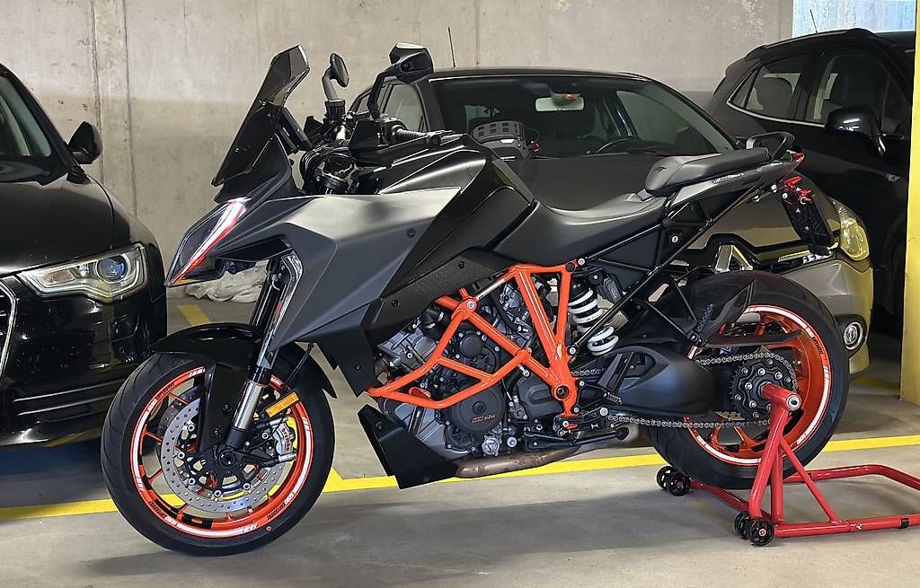 KTM Altro: KTM Super Duke GT – Usato da Niederwil AG venduto da jon_y59x 2