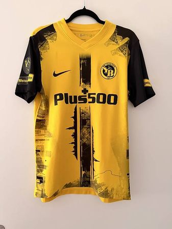 BSC YOUNG BOYS Cup Trikot 125 Jahre #9 Itten M