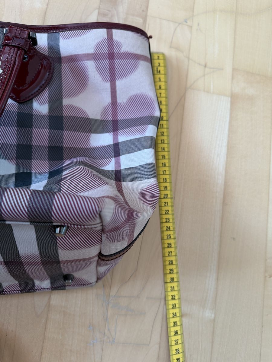 Burberry Taschen für Damen: Burberry Tasche – Gebraucht aus Schindellegi von soleya 5