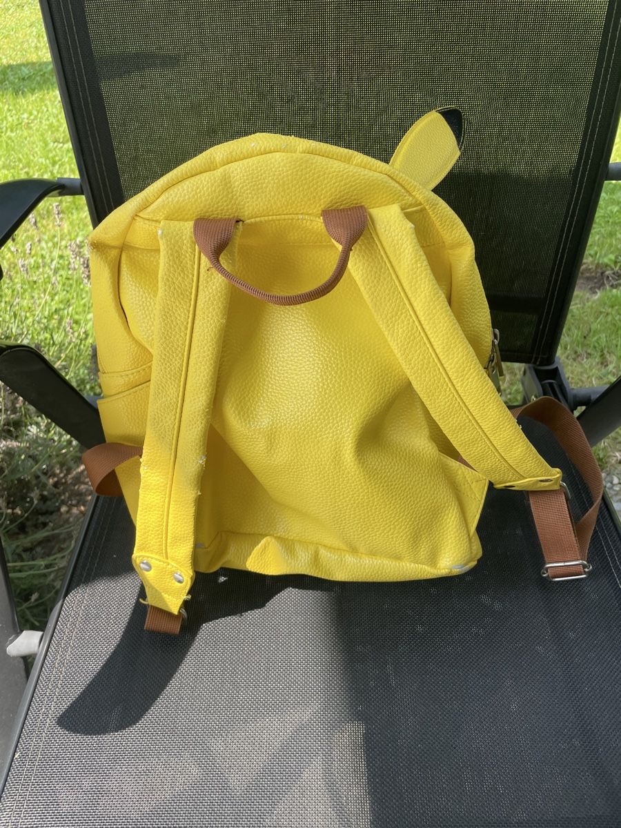 Zaini: Vintage Pikachu Rucksack, Pokémon – Usato da Winterthur venduto da cheerio97 5