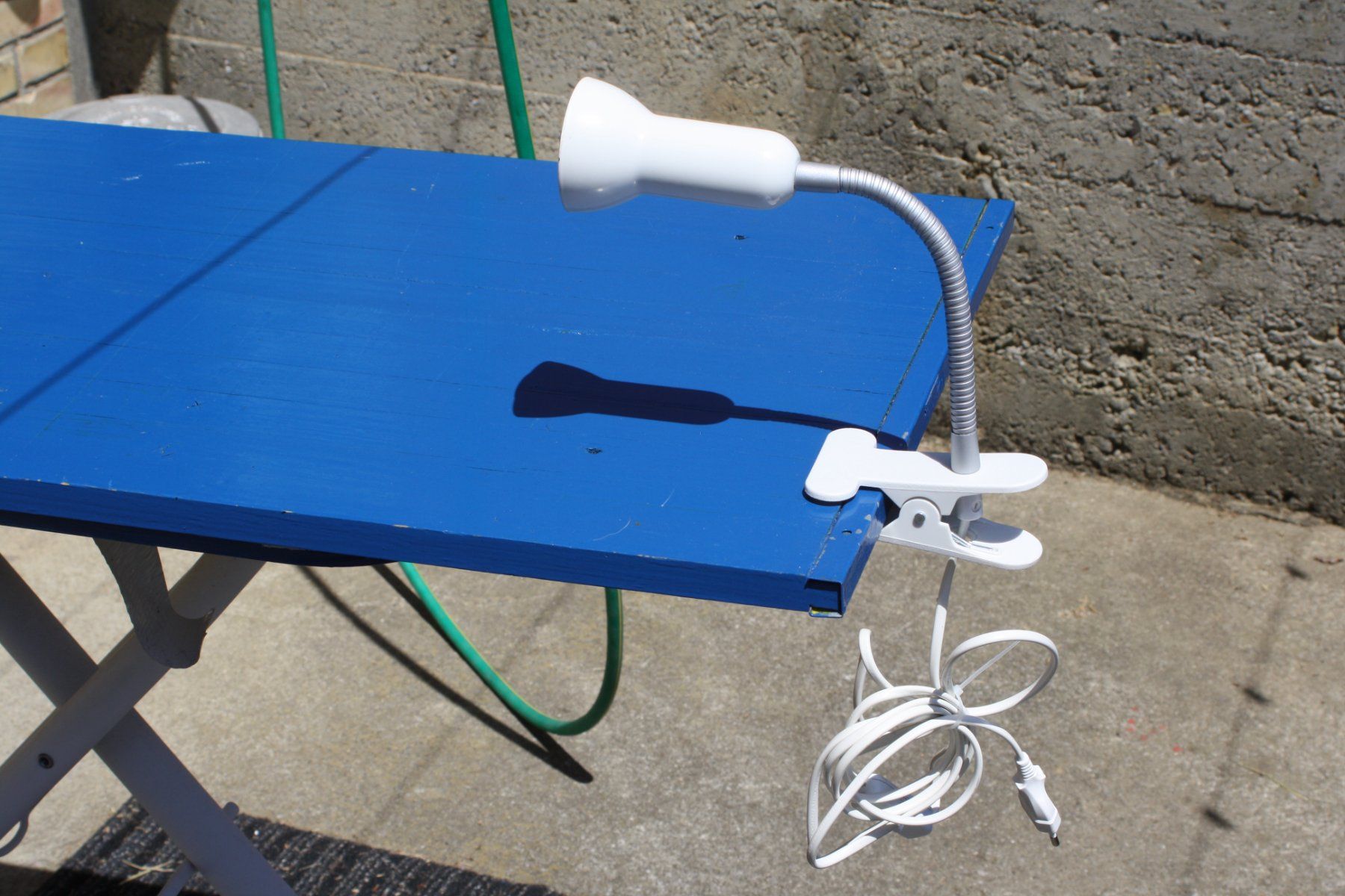 Lampade: VINTAGE KLEMMLAMPE LAMPE MIT FLEXARM – Usato da Wauwil venduto da Pneuedy 2