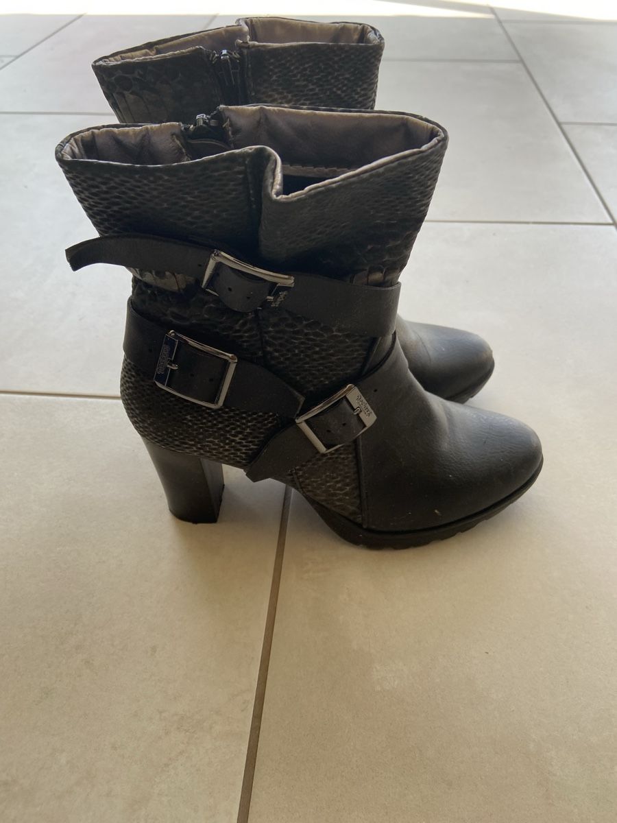Scarpe da donna: Dockers Stifeletten Grösse 38 – Usato da Hedingen venduto da Nalitwin