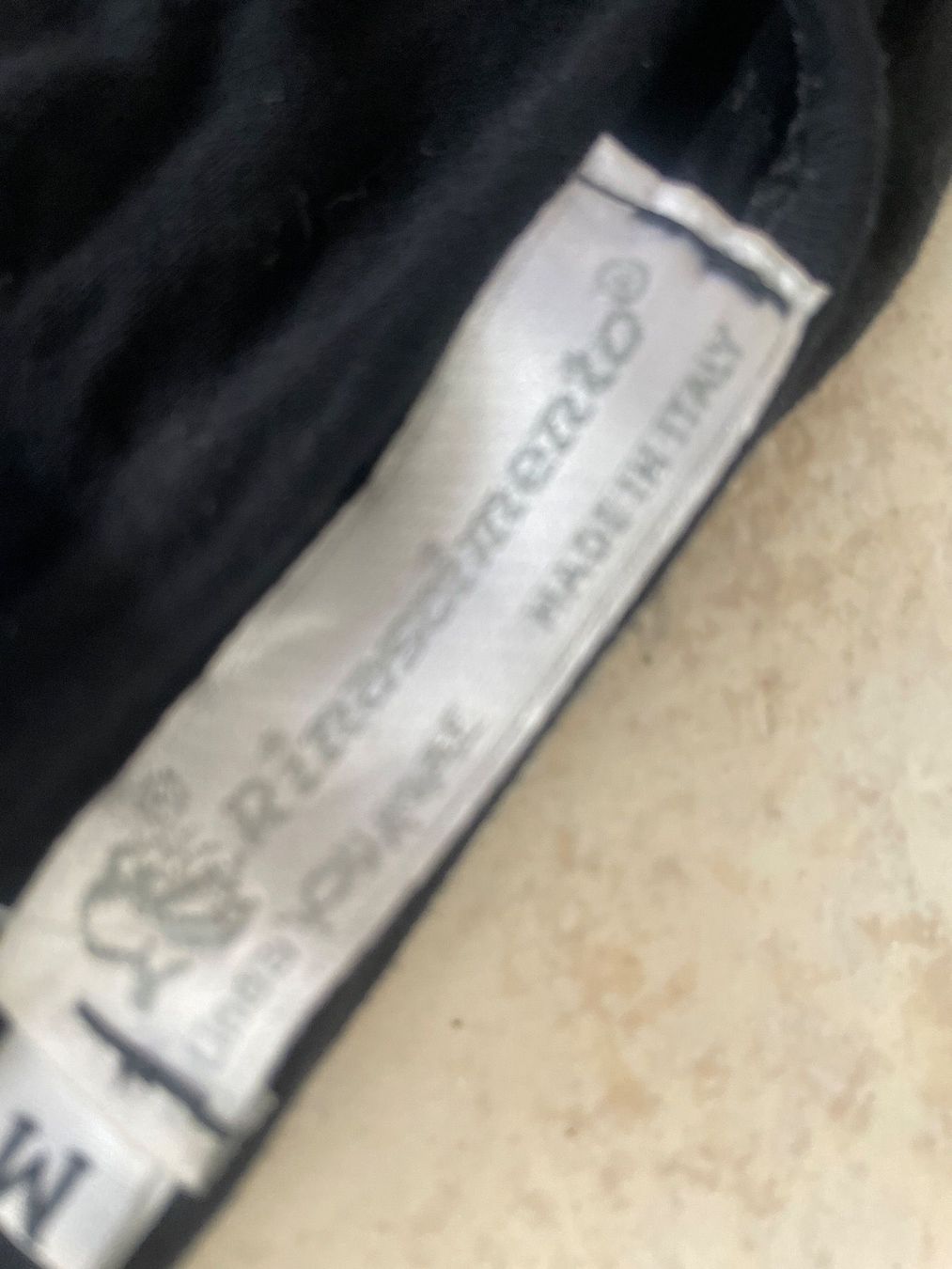 Top: Schwarzes Rinashimento overneck Gr.M – Usato da Obergerlafingen venduto da cabo4 1