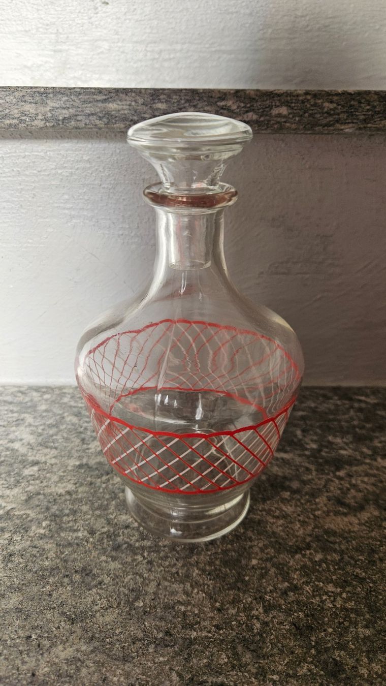 Bottiglie: Bottiglia di vetro con decoro rosso – Usato da Melano venduto da H-Sara 1