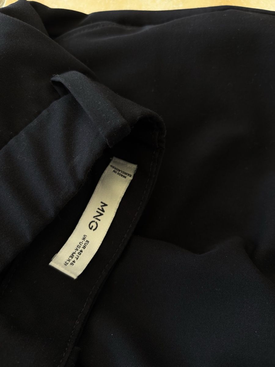 Mango Pantaloni: Pantalon noir Mango EUR40 – Nuovo (secondo la descrizione) da Denens venduto da RomainSecondeMain 4