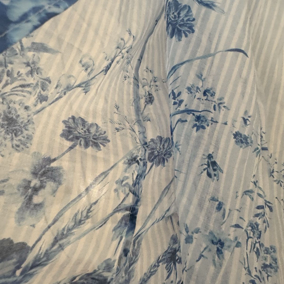 Dior Lotti di vestiti: Dior Long Bluse mit Jupe  – Nuovo (secondo la descrizione) da Luzern venduto da TENDIMO 5