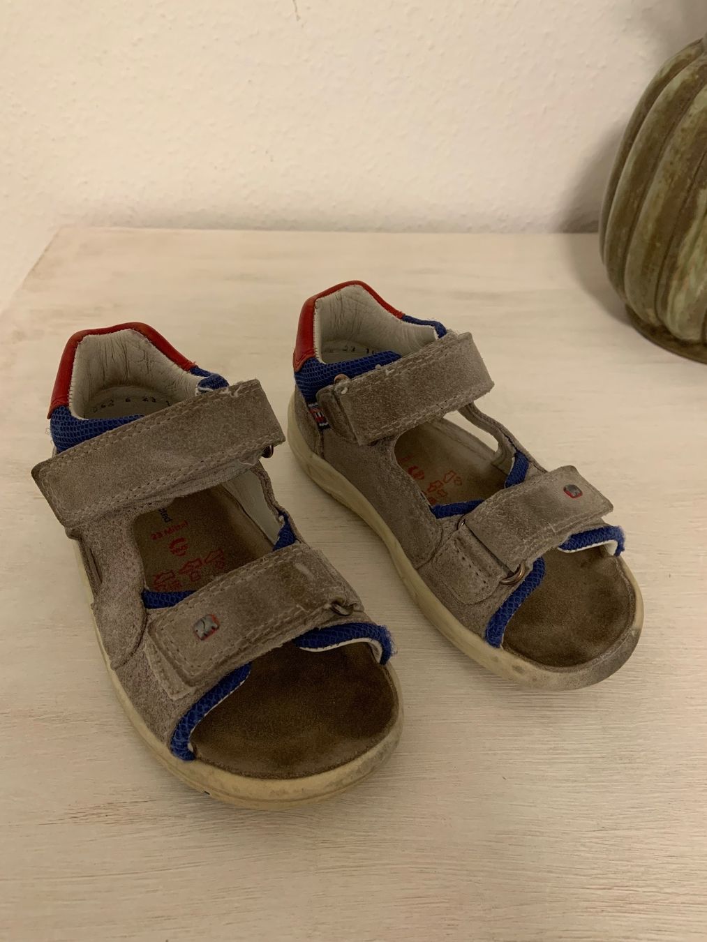 Elefanten Schuhe für Jungen: Kinder Sandalen Gr. 23 Leder – Gebraucht aus Zürich von bur_6jq9 2
