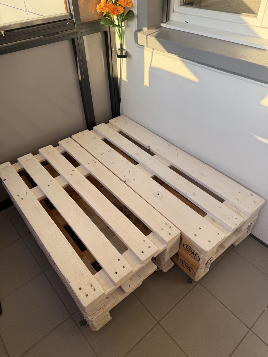 Panchine: Balkon-Lounge selfmade auf stabilen Rollen mit Stopper – Usato da Muttenz venduto da Giro7 4