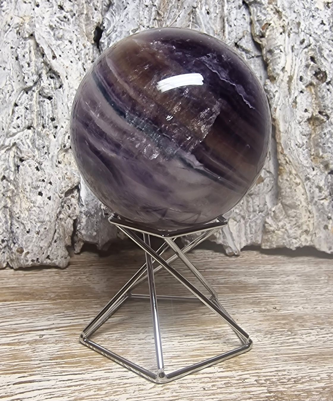 Mineralien & Heilsteine: Silk Fluorit Kugel 61mm 380g – Gebraucht aus Matzingen von Shay_Crystalz 1