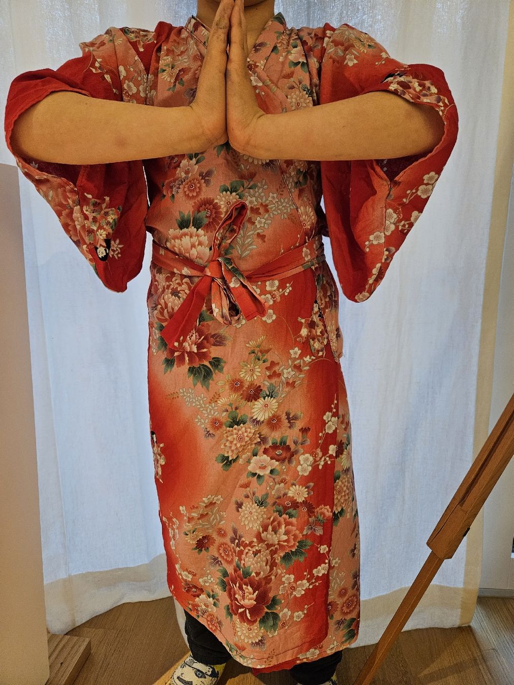 Arte internazionale: Kinder-Kimono Gr. 110-124 – Usato da Chêne-Bougeries venduto da annabruderle