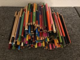 Farbstifte Set, gebraucht, viele Farben