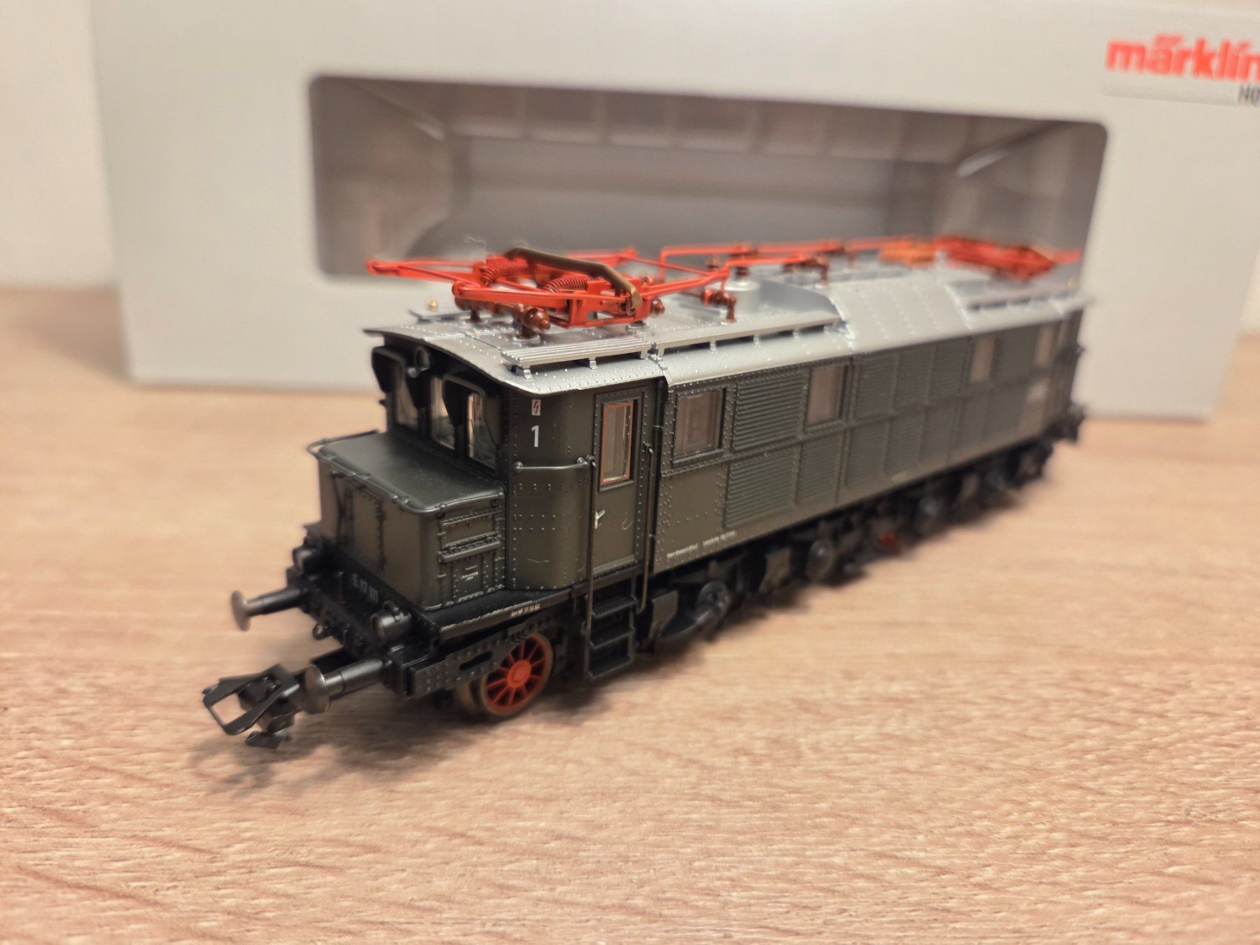 Märklin Modellini di ferrovie: Märklin 37061 E-Lok BR E17 DB Digital Mfx Sound H0 – Nuovo e nell'imballaggio originale da St-Aubin-Sauges venduto da Lo_Go 2