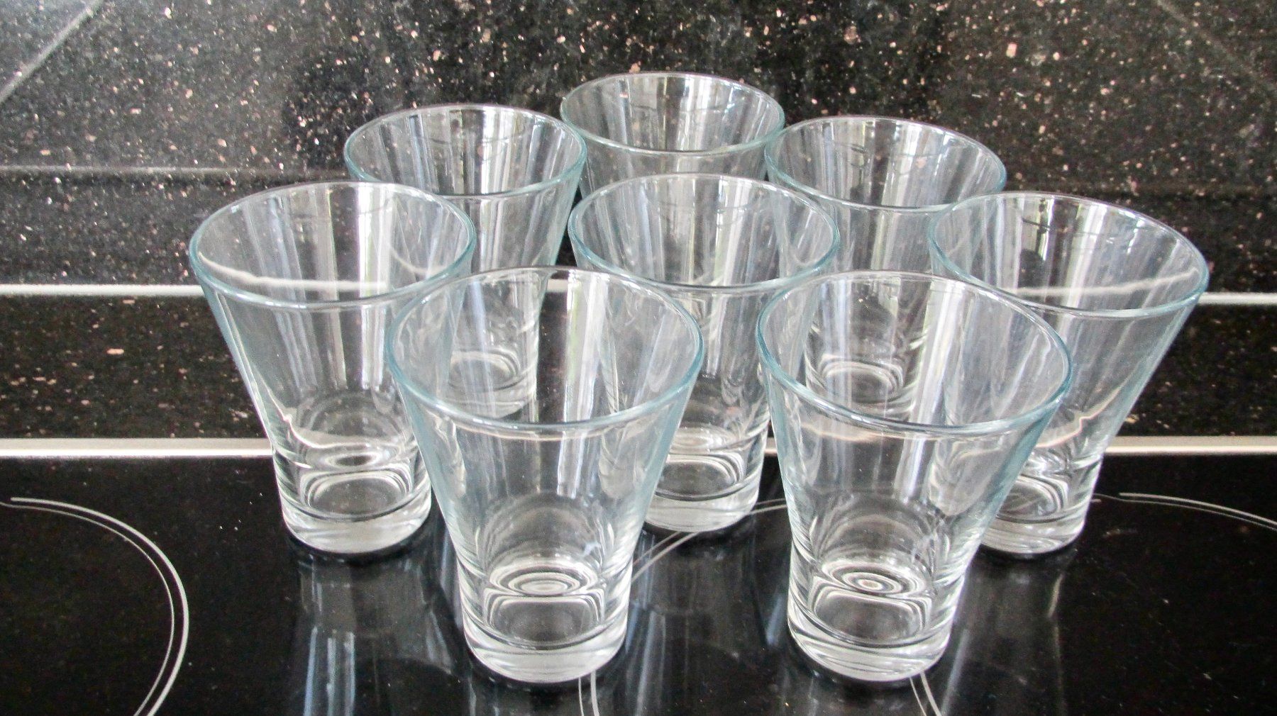 Bicchieri: 8 BEAUX VERRES A EAU – Usato da Murten venduto da Selliot