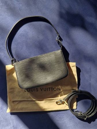 Louis Vuitton Pochette Accessoires NM Epi Schwarz 🖤