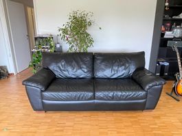Sehr bequemes Sofa aus Leder
