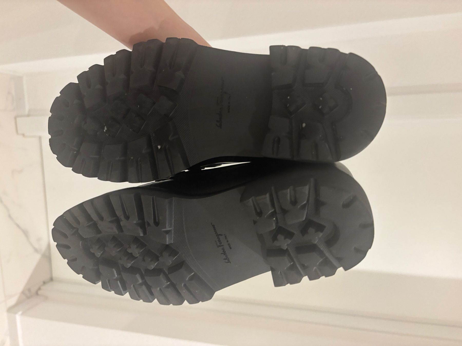Salvatore Ferragamo Damenschuhe: Ferragamo loafers – Gebraucht aus Cham von helike 7