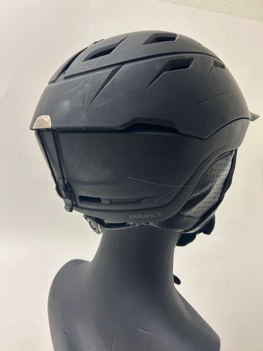 Caschi: Ski Snowboard Helm SMITH Variante, Np. Fr. 259.00 – Nuovo (secondo la descrizione) da Rheineck venduto da emma.gut 2