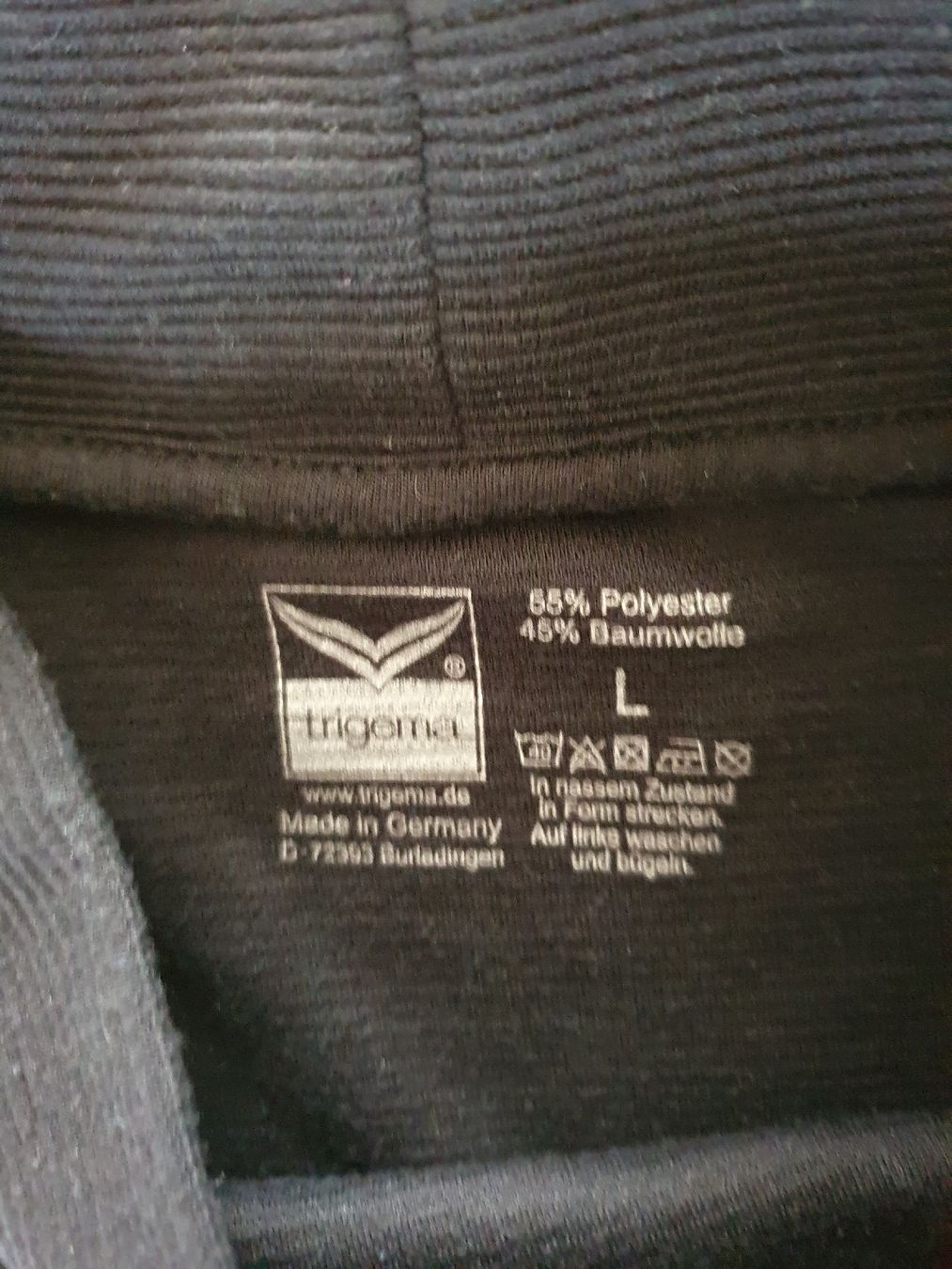 Maglioni & Felpe: Schwarzes Langarmshirt Trigema – Usato da Laufenburg venduto da megane1959 1