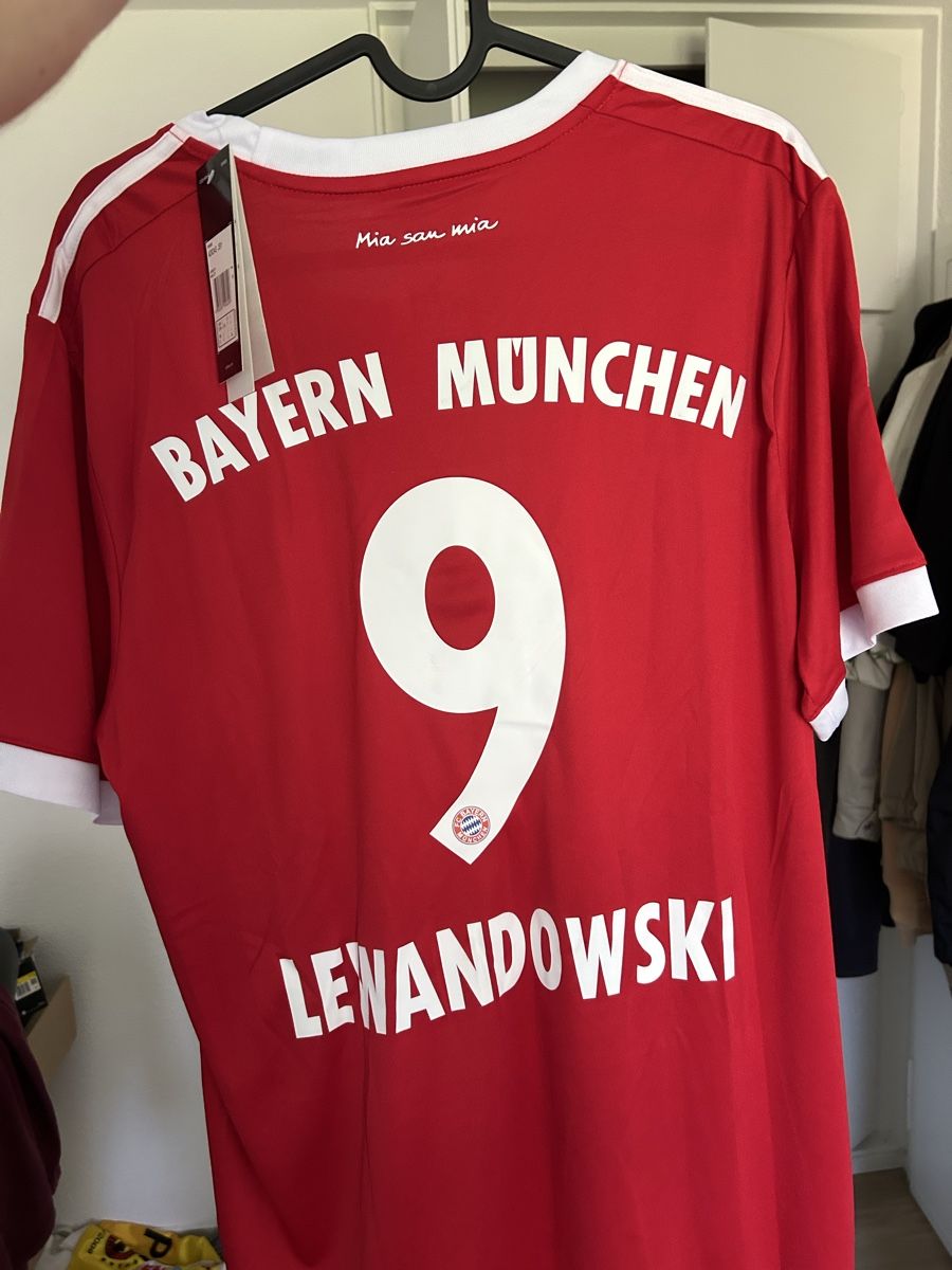 Bayern München Maillots de corps & Pantalons: FC Bayern Trikot 2017/2018 – Neuf (Voir description) à Liebefeld par Maschinemischa 1