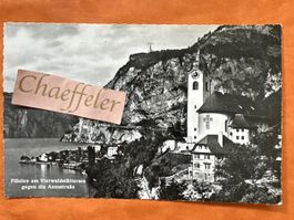 1950 Flüelen Vierwaldstättersee gegen die Axenstraße.
