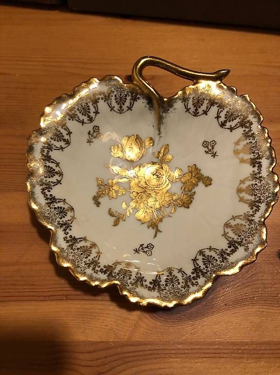 Set di piatti: Porcelaine de Limoges – Usato da Etoy venduto da san_78xt