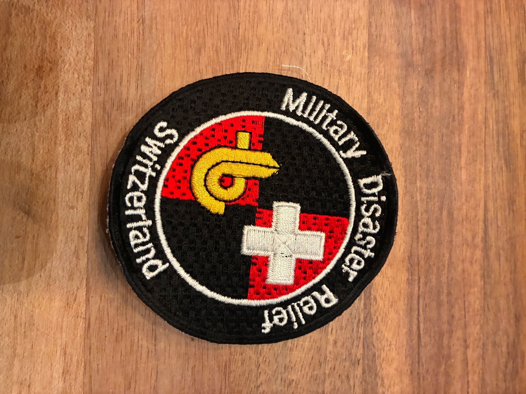 Schweizer Armee Placchette & Badge: Patch Military Disaster Relief – Usato da Oberiberg venduto da reimet