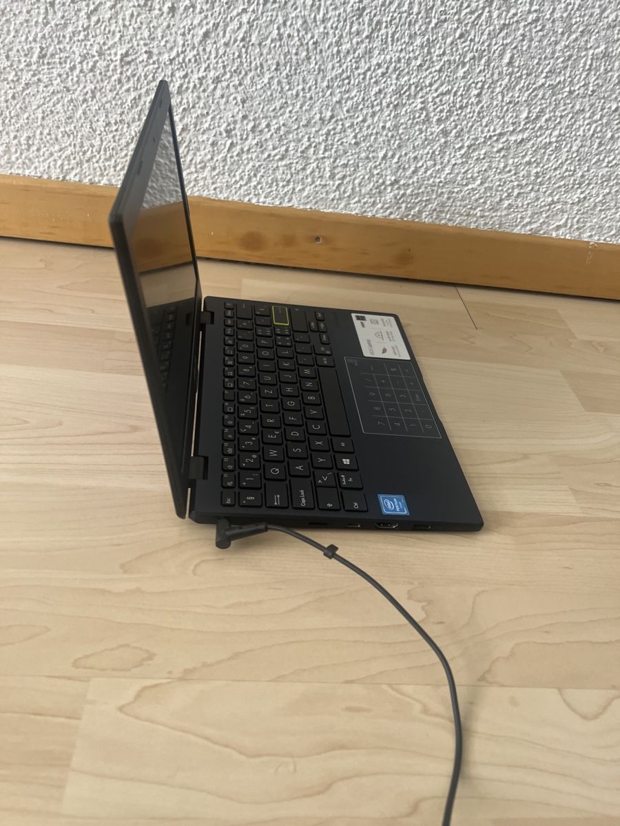 Asus Notebooks: Asus E210M Laptop – Gebraucht aus amriswil von ali_6dnw 2