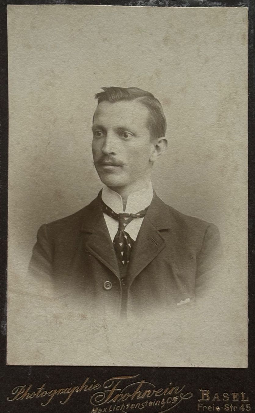 Cartoline postali: CDV Frohwein, Basel - Mann, Mode – Usato da Frauenfeld venduto da Merk52