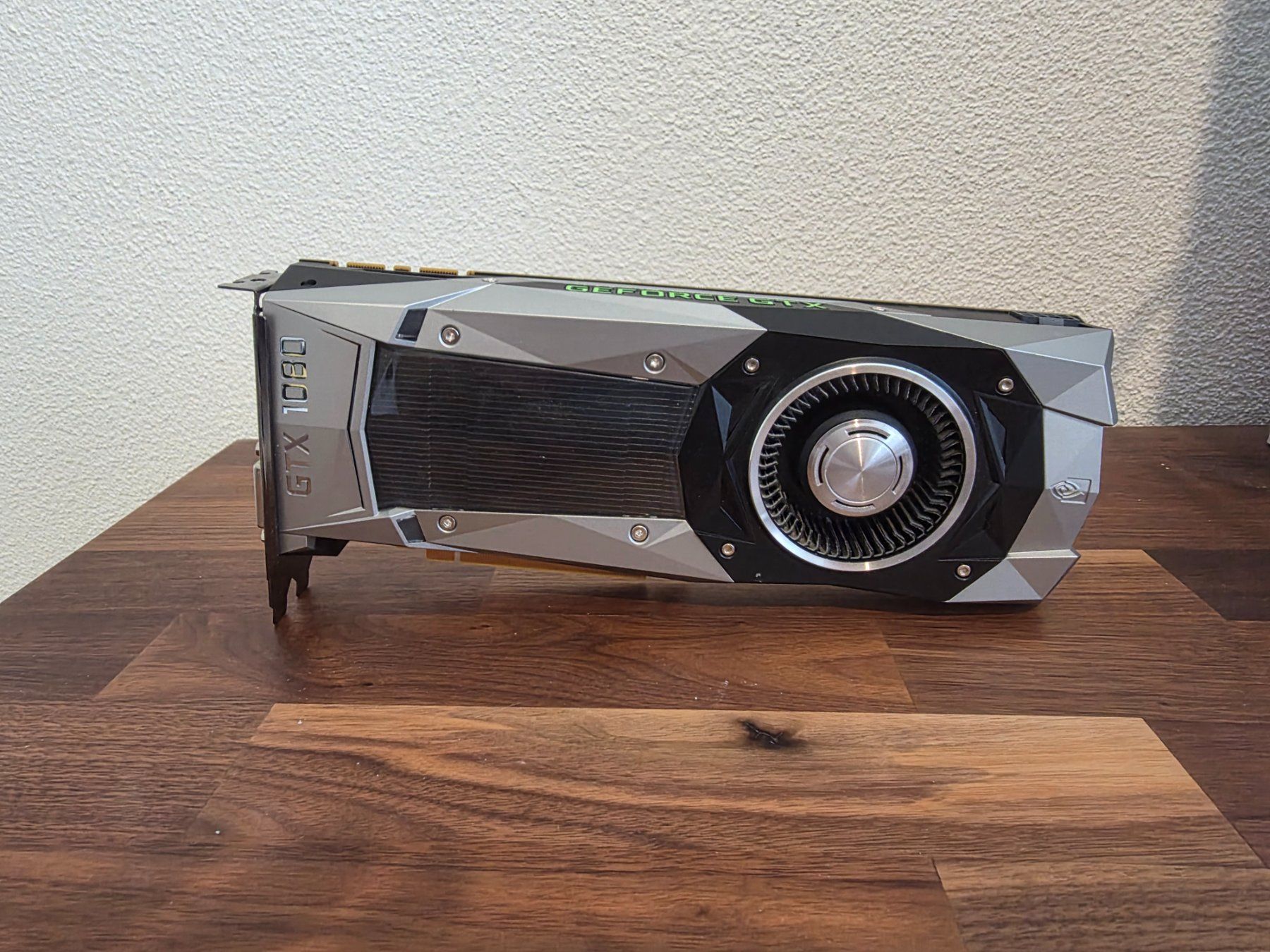 Grafikkarten: EVGA GTX 1080 8GB Founders Edition – Gebraucht aus Döttingen von it_fan_95