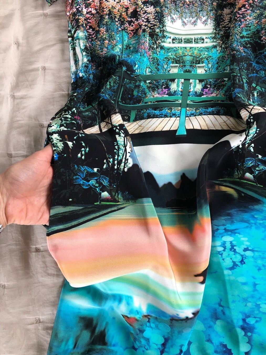Vestiti: Mary Katrantzou silk dress (Seidenkleid) – Nuovo (secondo la descrizione) da Zurich venduto da MariaSPO 1