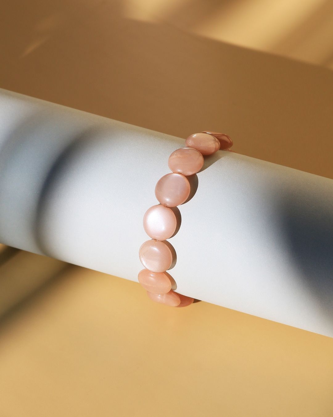 Bracciali & Braccialetti: Aprikosen Mondstein Armband – Nuovo e nell'imballaggio originale da Schindellegi venduto da MoonAmber.schmuck