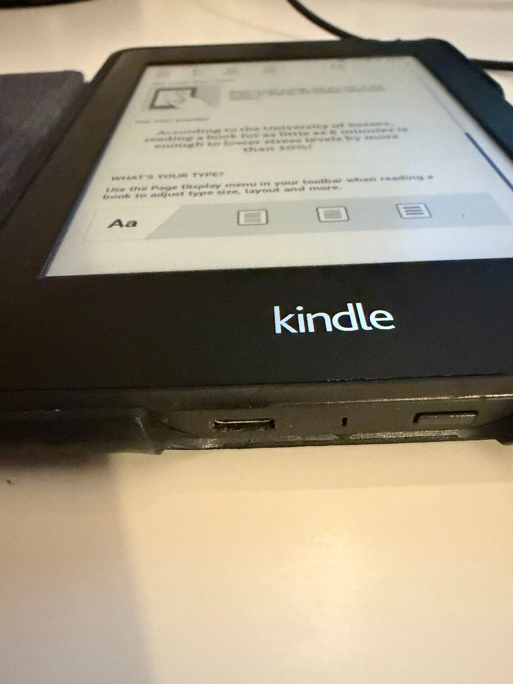 Amazon Tablet PC: Kindle Paperwhite 6th generation (with case) – Usato da Zürich venduto da agg_5ttv 1