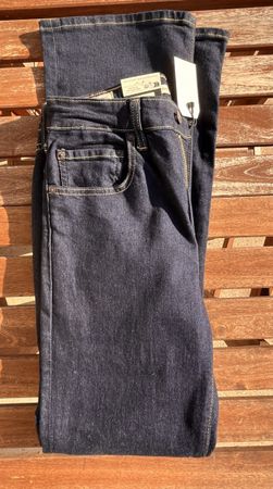 Levi’s jeans 725 high-rise bootcut 30x32 - never worn