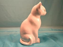 Weisse Katze, Porzellan, H: 27cm