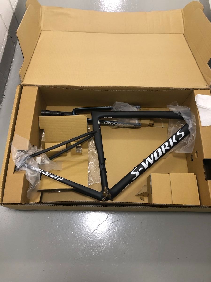 Specialized Velos: Specialized Tarmac SL8 SW Frameset, 52cm – Neu und originalverpackt aus Einsiedeln von Bikegeek