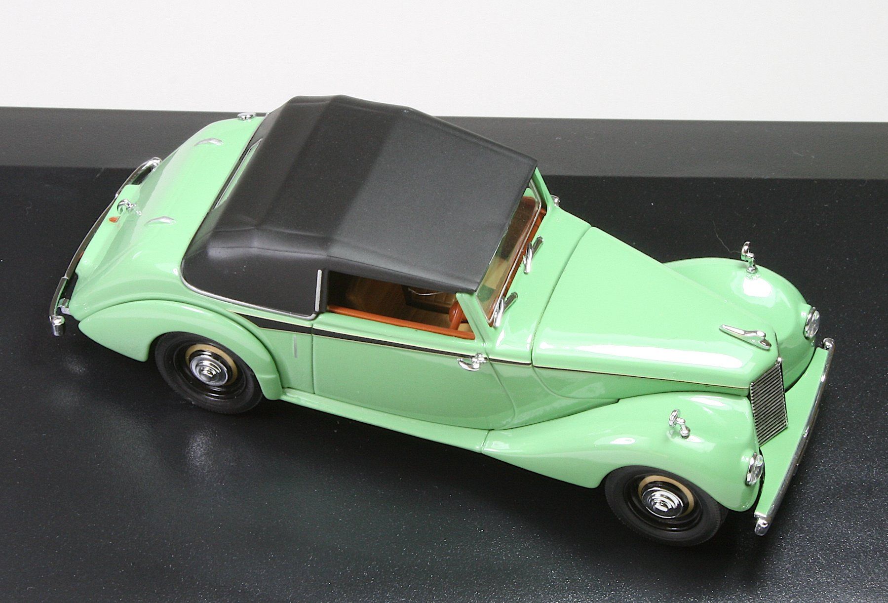 Modellini d'auto: Oxford Diecast Armstrong Siddeley Hurricane – Nuovo (secondo la descrizione) da Elsau venduto da Peekay8 5