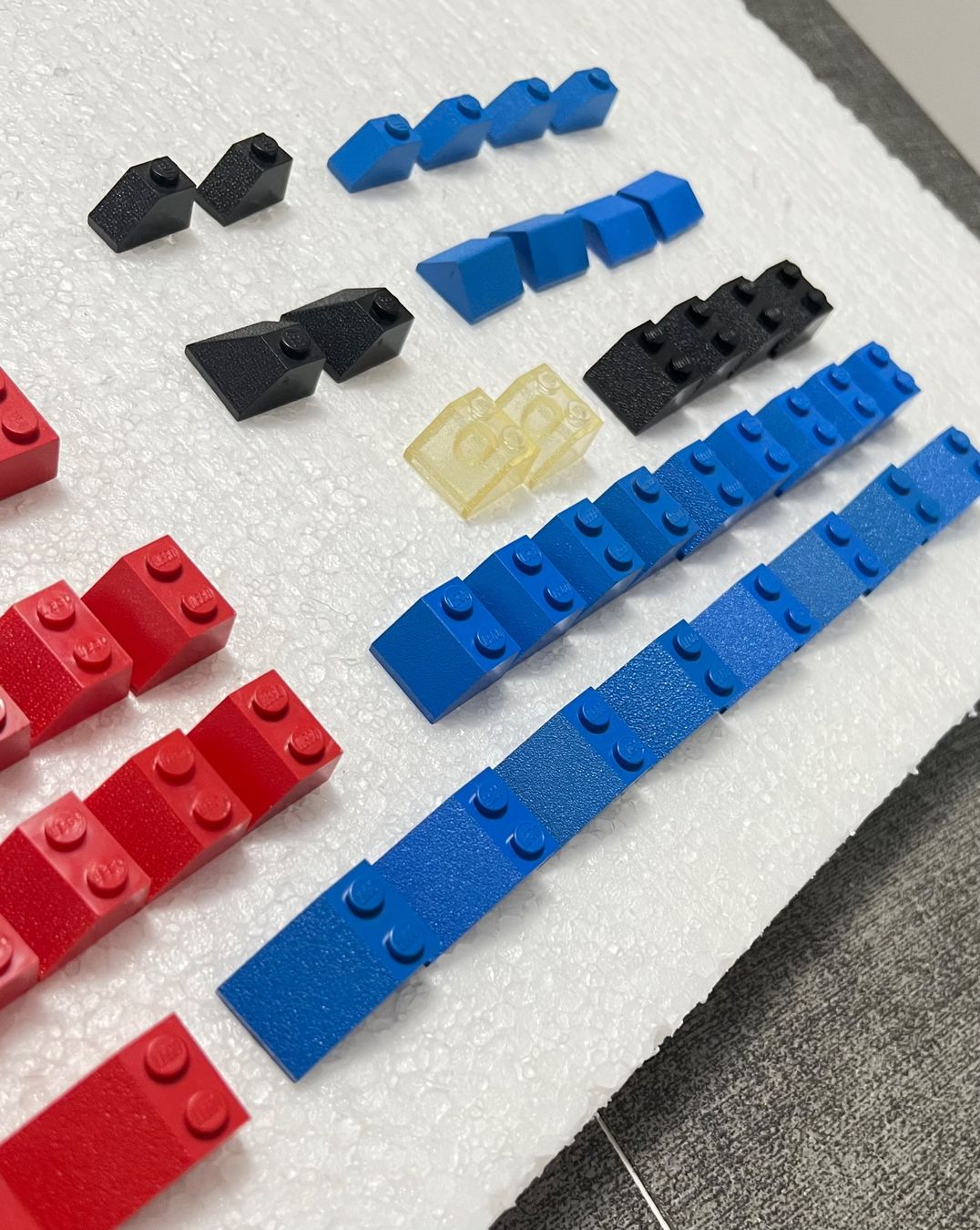Lego Giocattoli: Lego 200 diverse Dachsteine – Usato da Mont sur Rolle venduto da uttin 7