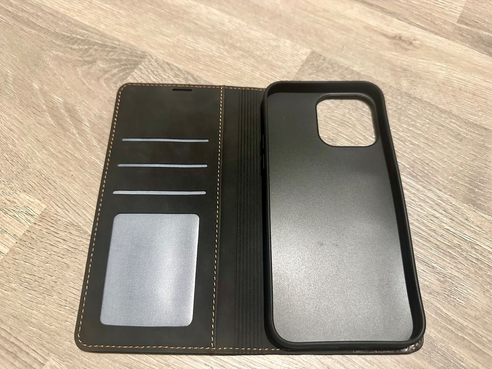 Leder-Hülle Für IPhone 15 Pro Mit Kartenfach – PU-Leder, Magnetischer Verschluss, Standfunktion, Stoßfest, Rot