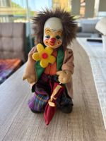 Clown stehend