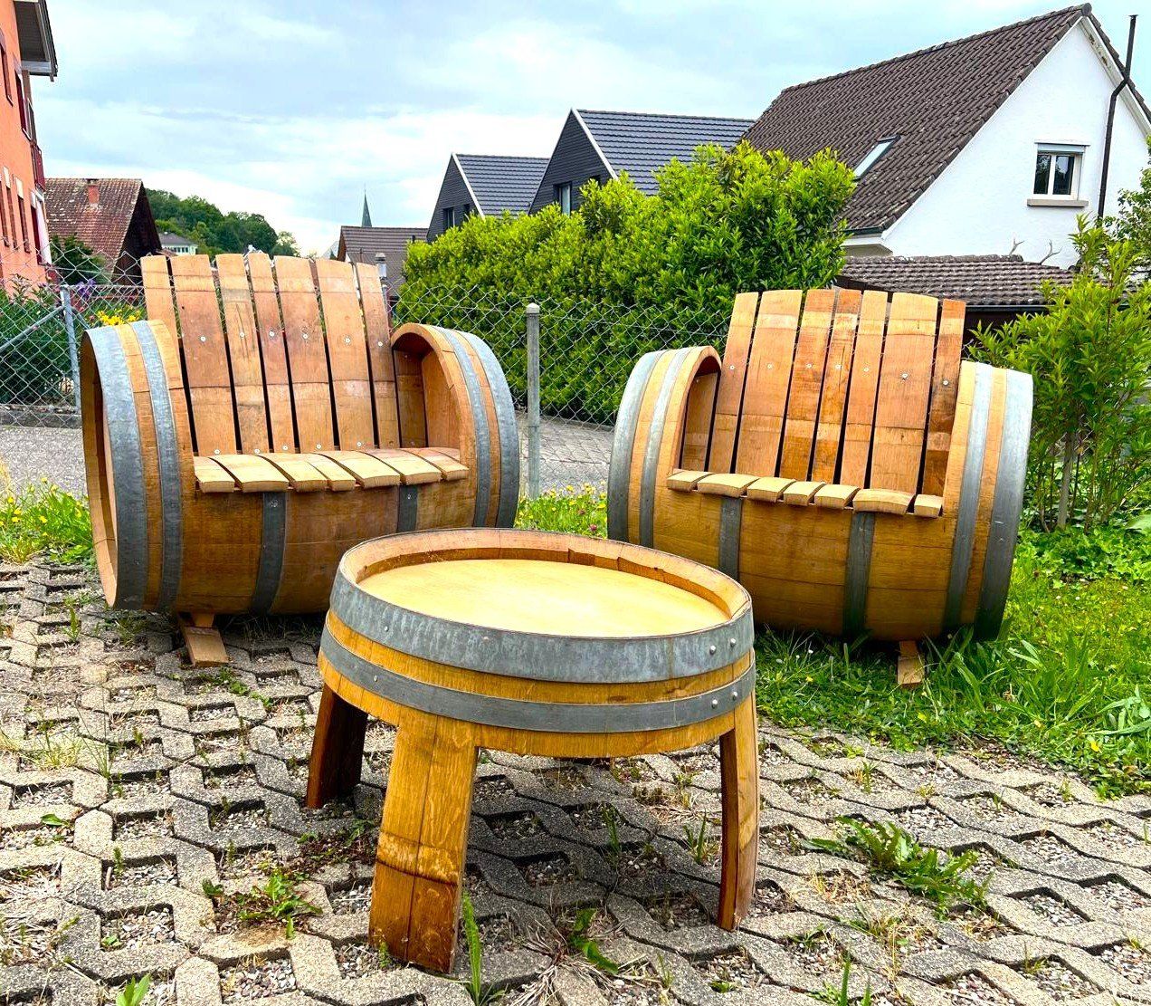 Set di tavolo e panche: Eichenfass- Gartenmöbel- Garnitur – Usato da Duggingen venduto da bubi181 3