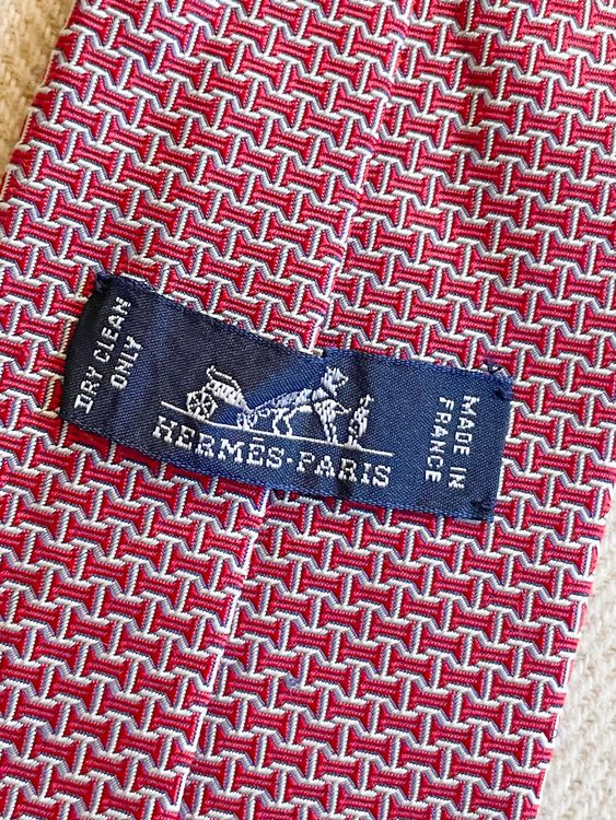 Cravate HERMÈS Vintage En Soie 100% - Longueur 150 Cm - Modèle Multicolore Référence 5452fa - Occasion