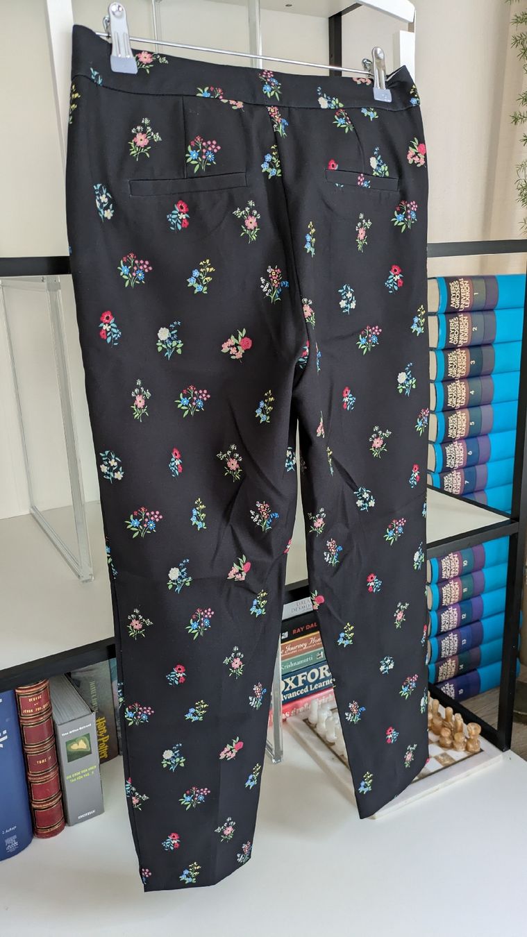 Pantalons: Hose Elastisch, Gr. S-36 Neuwertig – D'occasion à Winterthur par tim_cl8x 1