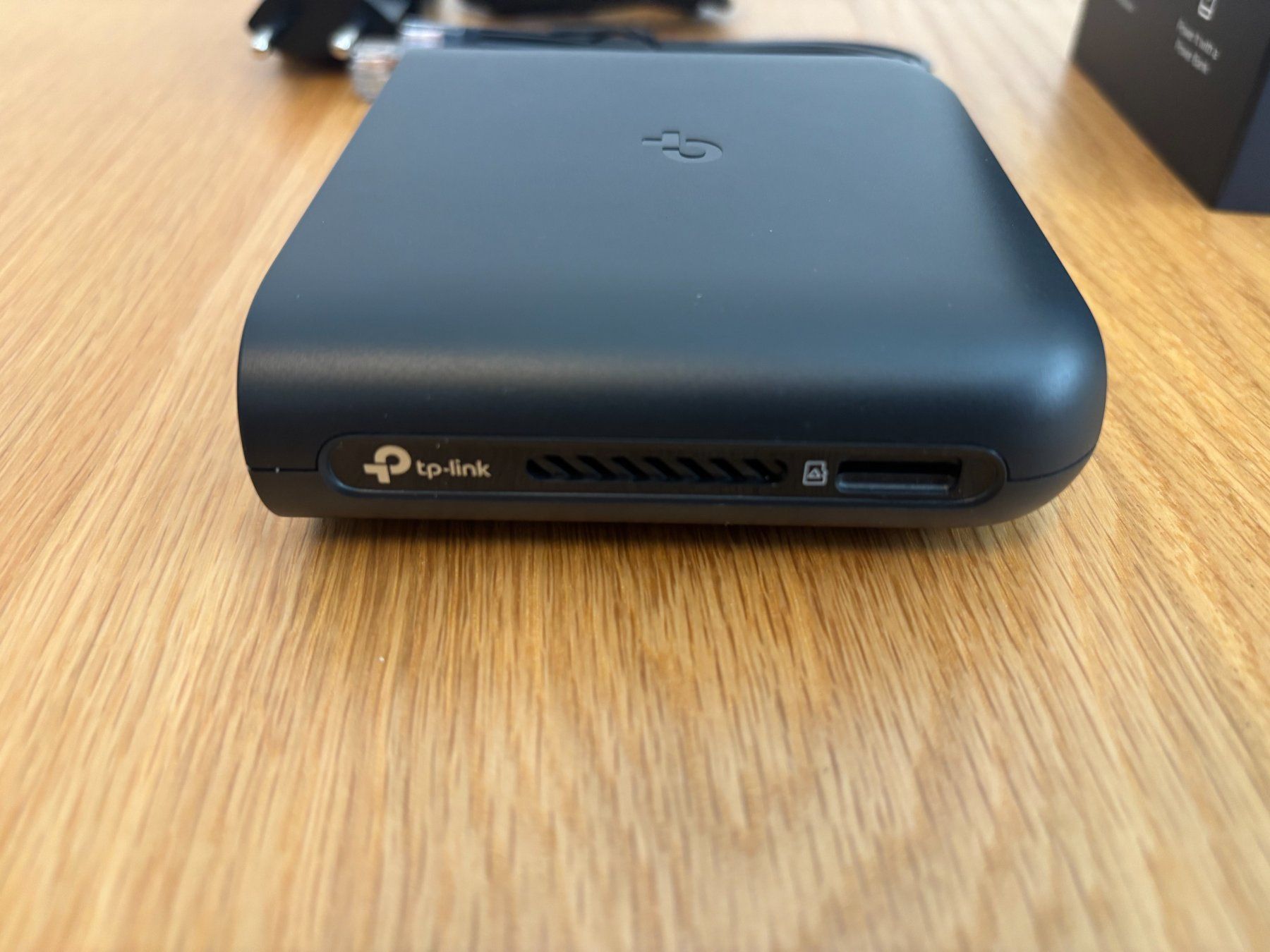 TP-Link Modem & Router: TP-Link TL-WR3002X WLAN Router – Nuovo (secondo la descrizione) da Spiez venduto da LoooooKe 1