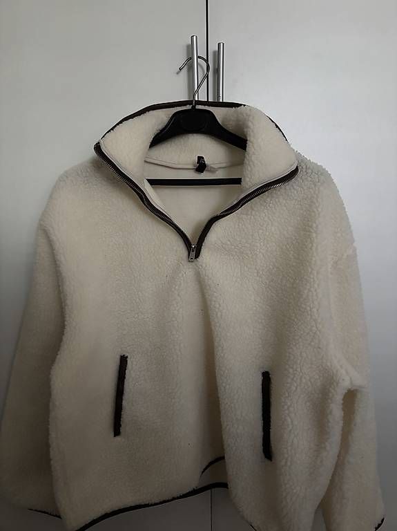 Maglioni & Felpe: H&M Teddy-Fleece Pullover Creme Gr. S – Usato da Niederhasli venduto da altinaa_