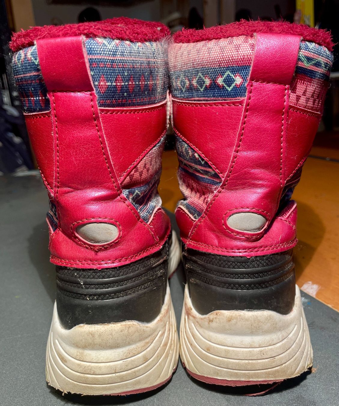 Scarpe per ragazze: rote, warme Winter-Gummistiefel Gr. 35 – Usato da Neuendorf venduto da Knopfi 3